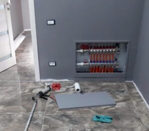 Cutie distribuitor vopsita